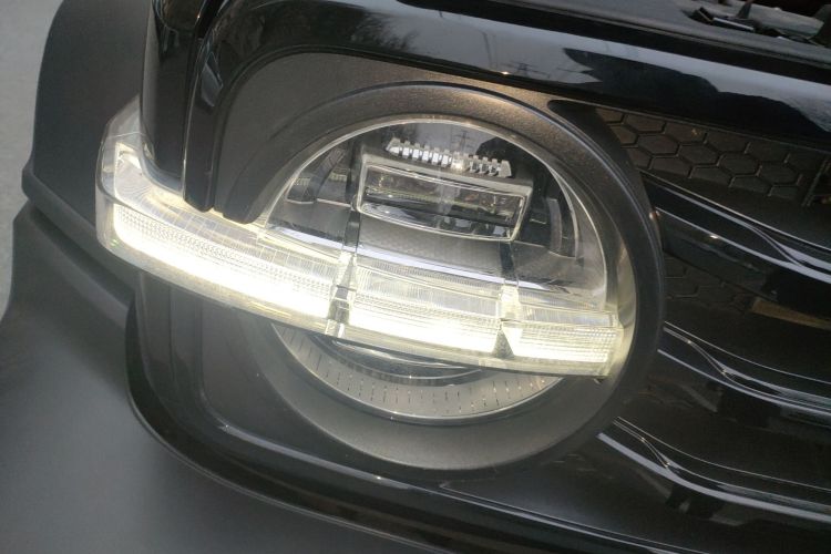 坦克300 2023款 越野版 2.0T 挑战者车身外观8