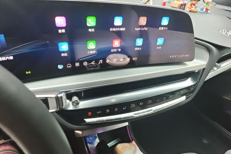 凯迪拉克 IQ锐歌 2022款 后驱长续航豪华版中控内饰16