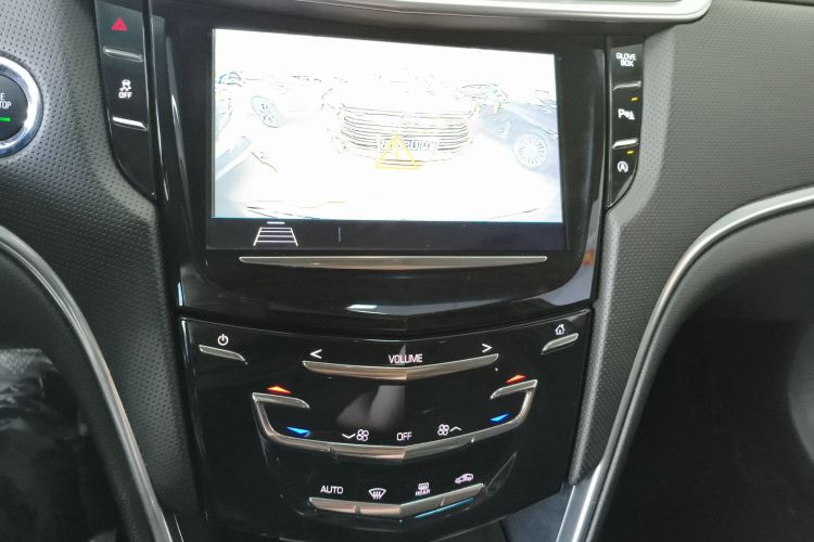 凯迪拉克XTS 2018款 28T 技术型中控内饰16