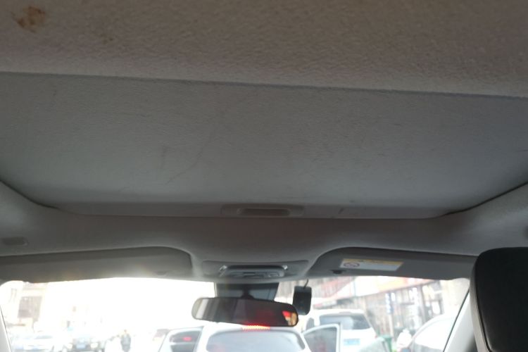 丰田 锋兰达 2022款 2.0L CVT领先版中控内饰22