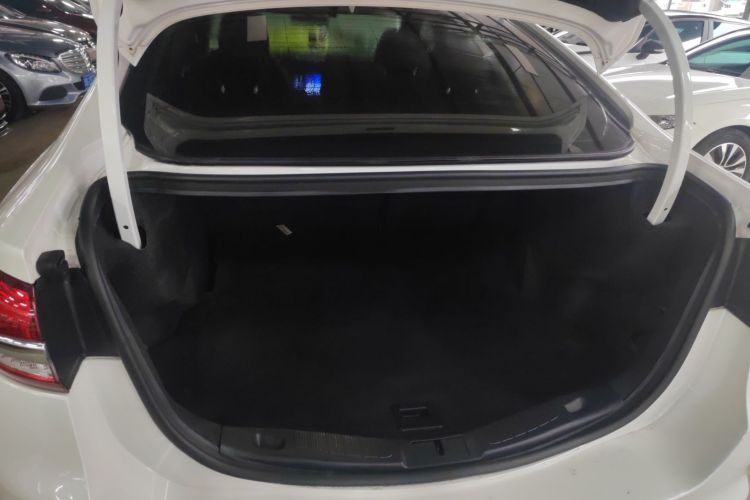 福特 蒙迪欧 2018款 EcoBoost 180 时尚型局部细节23