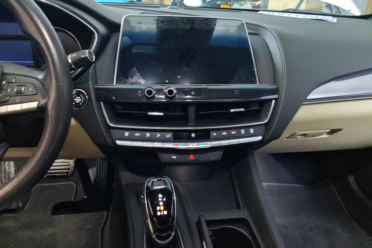 凯迪拉克CT5 2020款 28T 时尚型中控内饰16