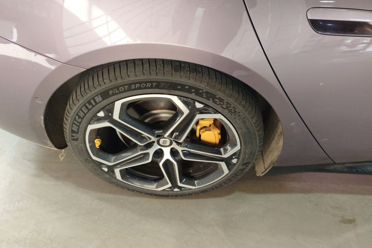 小米汽车 小米SU7 2024款 四驱超长续航高阶智驾Max版车身外观6008