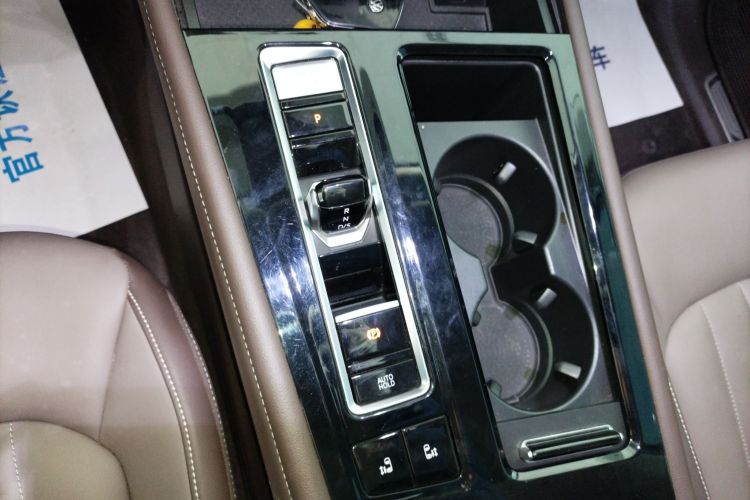 大众 威然 2024款 330TSI 豪华版局部细节18