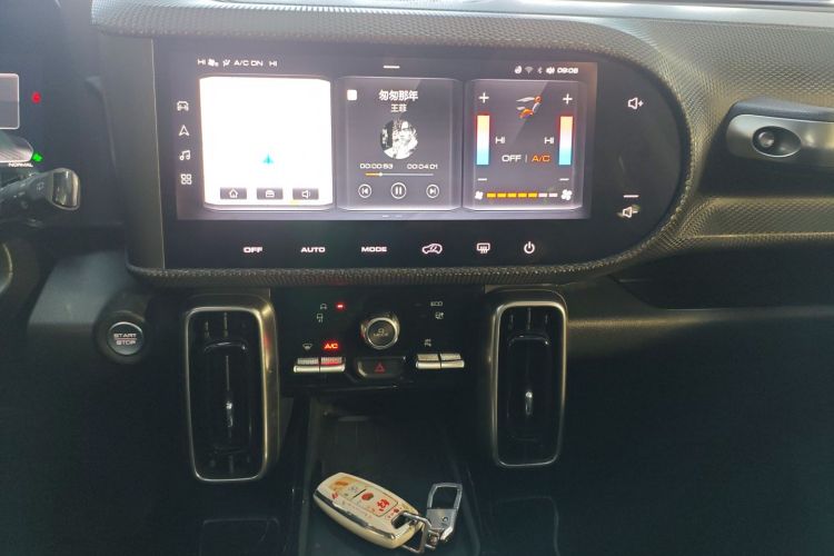 哈弗大狗 2021款 1.5T DCT两驱边牧版中控内饰16