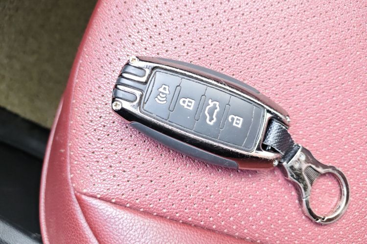 哈弗H6 2021款 第三代 1.5T 自动两驱Max中控内饰7001