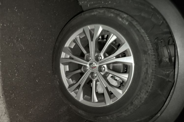 别克 2021款 昂科威Plus 652T 七座豪华型车身外观6007