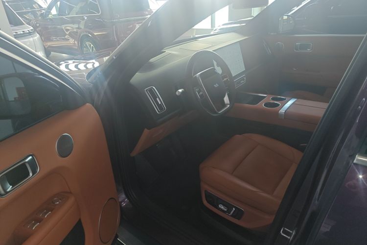 理想汽车 理想L9 2024款 Ultra中控内饰20
