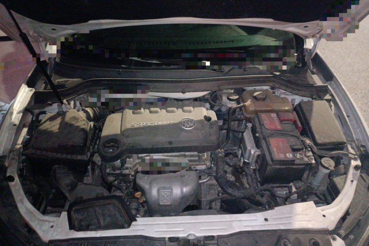 别克 英朗 2016款 15N 自动精英型局部细节24