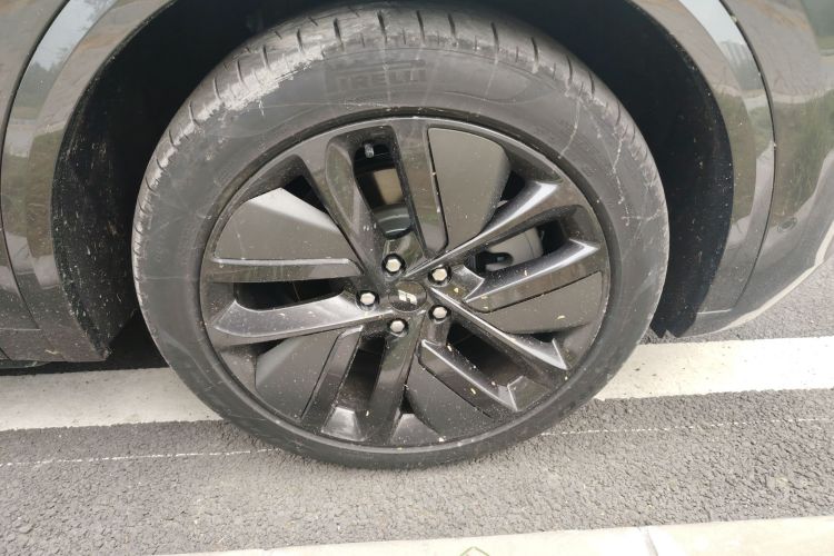 理想汽车 理想L9 2022款 Max车身外观6007