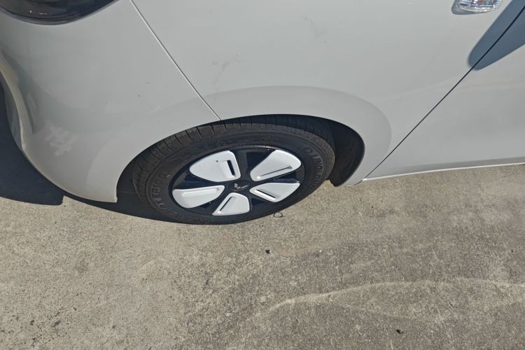 五菱汽车 宏光MINIEV 2025款 四门版 进阶款车身外观6007