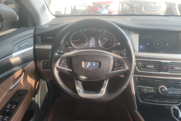 吉利汽车 博瑞 2017款 1.8T 尊贵型中控内饰13