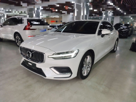 沃尔沃S60 2021款 T3 智行豪华版