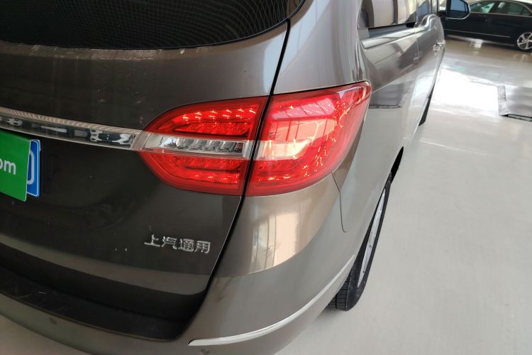 别克GL8 2017款 25S 豪华型 国V车身外观6006