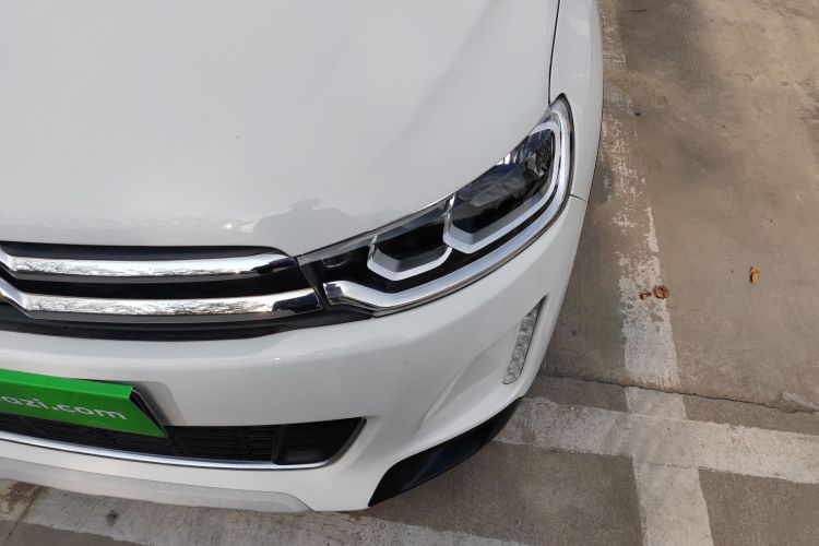 雪铁龙C3-XR 2015款 1.6L 自动先锋型局部细节36