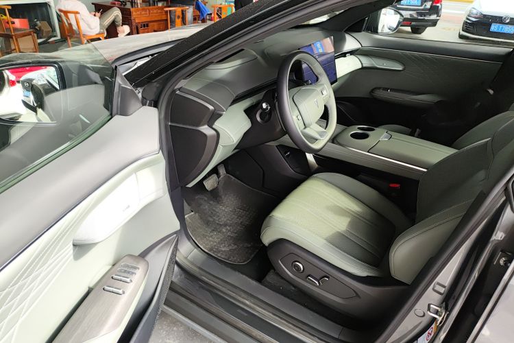 深蓝汽车 深蓝S07 2024款 520Max 乾崑智驾ADS SE纯电版中控内饰7003