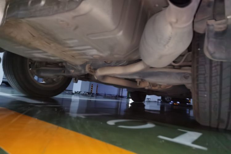 丰田 RAV4荣放 2012款 炫装版 2.4L 手动四驱豪华局部细节9002