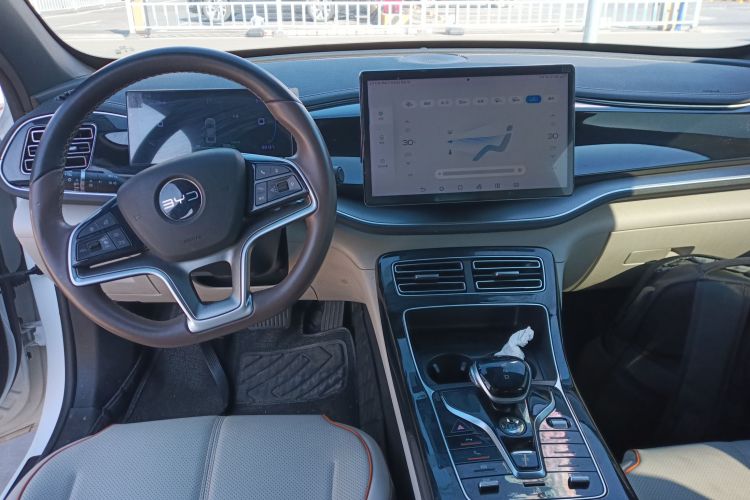 比亚迪 秦PLUS 2023款 冠军版 EV 510KM卓越型中控内饰7002