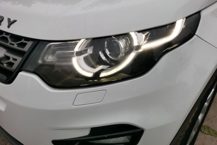 路虎 发现神行 2016款 2.0T SE局部细节36