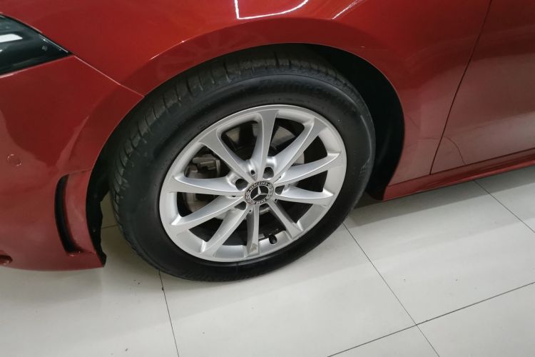 奔驰A级 2021款 A 200 L 运动轿车时尚型车身外观6007