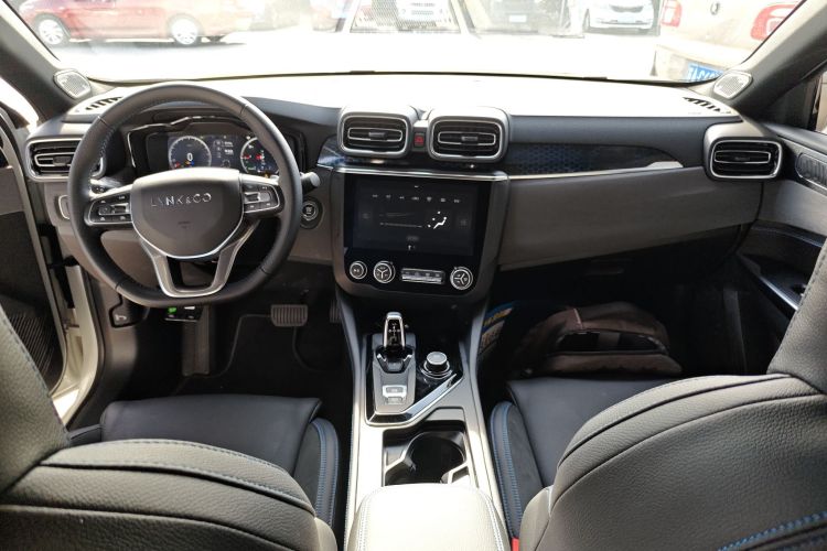 领克03新能源 2019款 1.5T PHEV Pro中控内饰7002