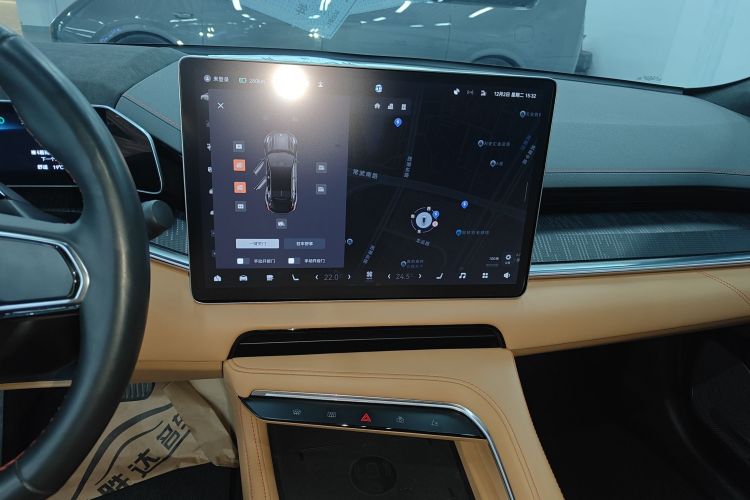 极氪001 2021款 超长续航双电机 YOU版中控内饰16