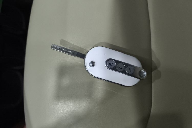 五菱汽车 宏光MINIEV 2024款 第三代 215km 进阶版中控内饰11