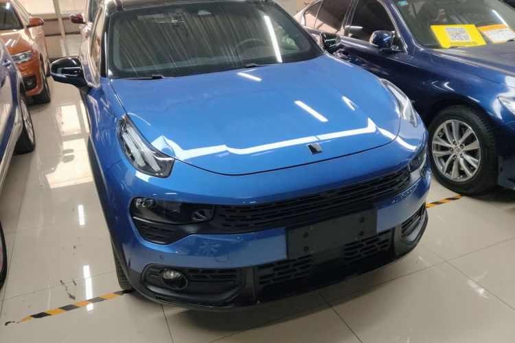 领克02 2021款 2.0TD 自动两驱劲 冠军版车身外观3