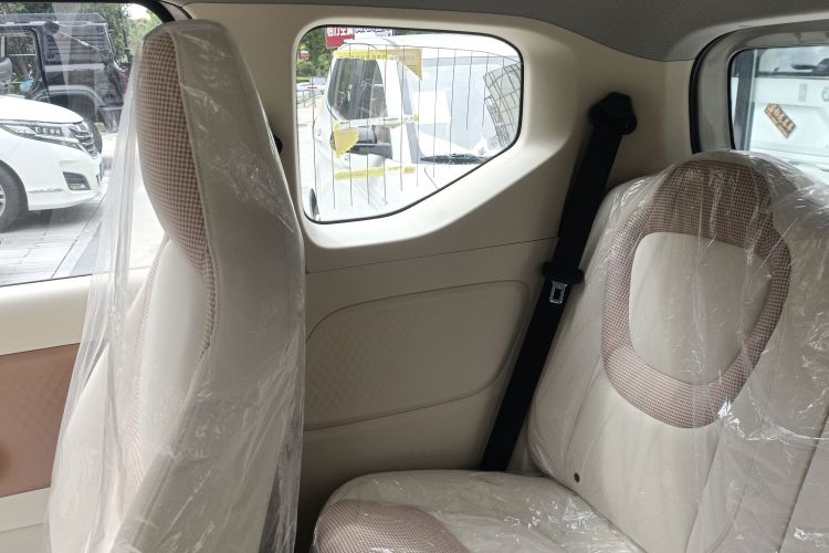 五菱汽车 宏光MINIEV 2024款 第三代 215km 青春版中控内饰7006