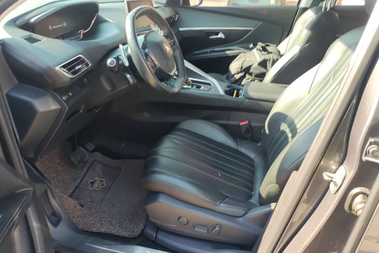 标致4008 2017款 380THP 豪华版局部细节19