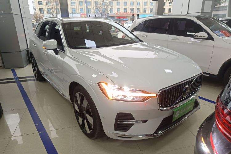 沃尔沃XC60新能源 2024款 T8 插电混动 长续航四驱智雅豪华版车身外观6002
