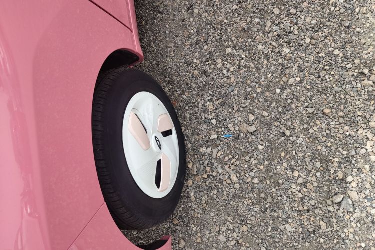 奇瑞新能源 QQ冰淇淋 2022款 120km 甜筒 磷酸铁锂车身外观6007