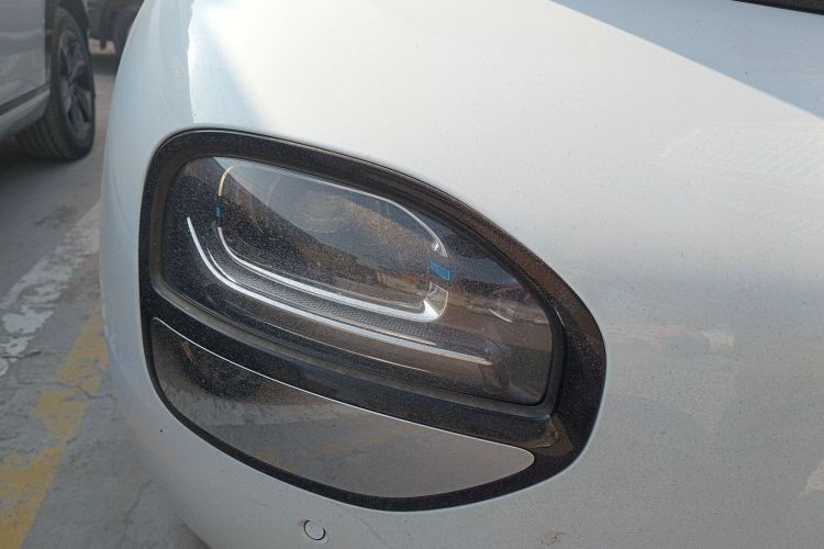 宝骏云朵 2023款 460 Pro 灵犀版车身外观8