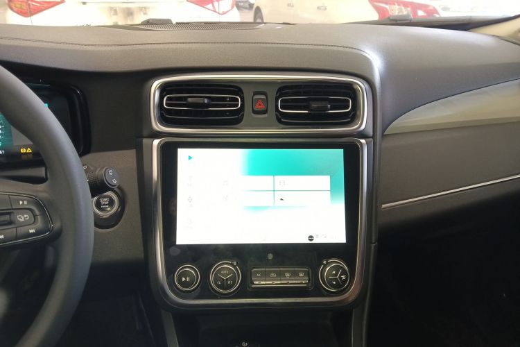 领克01 2019款 2.0T 两驱纯版 国VI中控内饰16