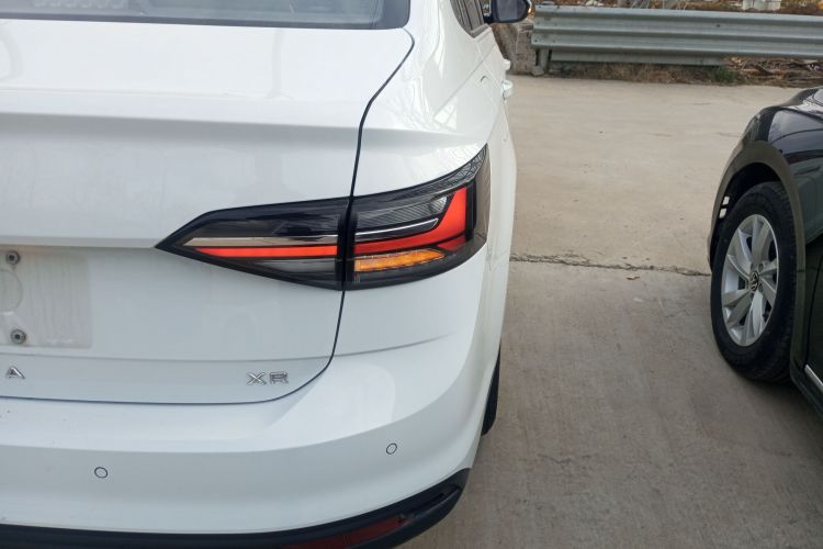 大众 朗逸 2023款 新锐 1.5L 自动新逸版车身外观6006