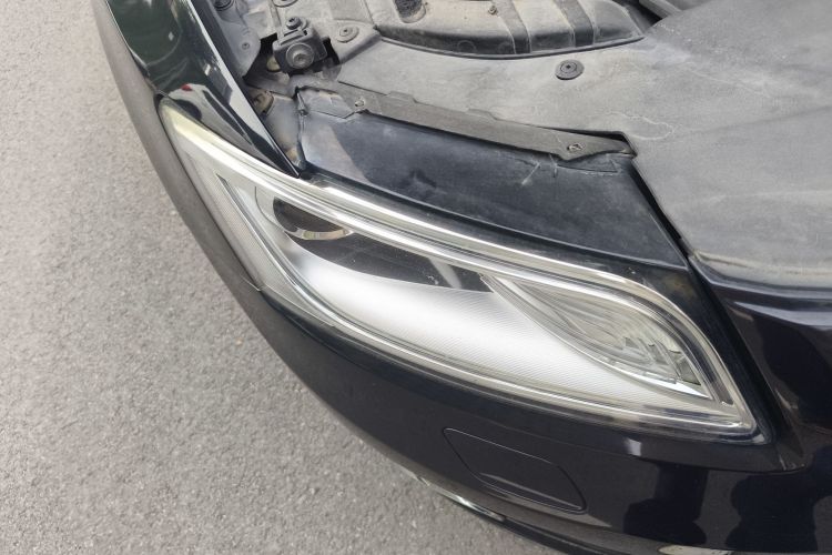 奥迪Q5 2016款 40 TFSI 技术型车身外观8