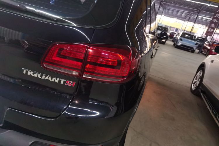 大众 途观 2015款 1.8TSI 自动两驱豪华型车身外观6006