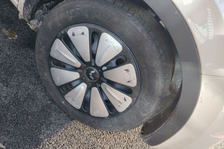 五菱汽车 五菱缤果 2024款 333km 悦享款车身外观10