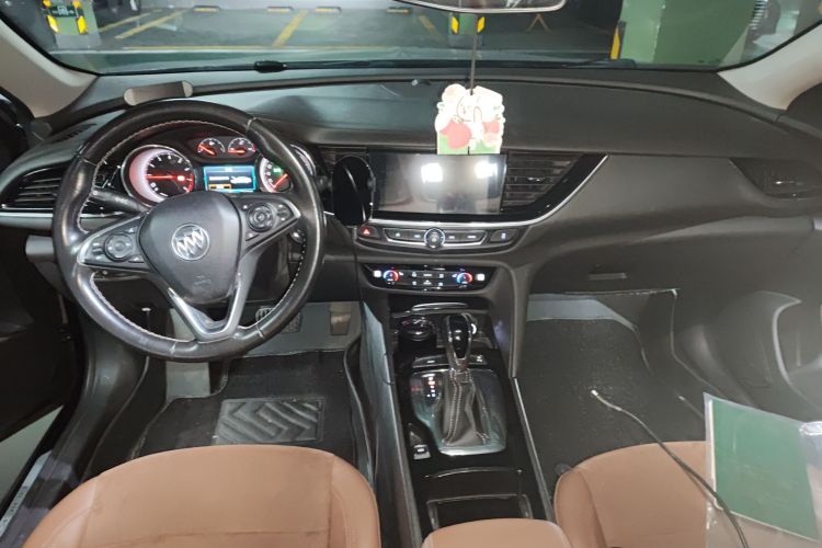 别克 君威 2017款 20T 精英型中控内饰7002