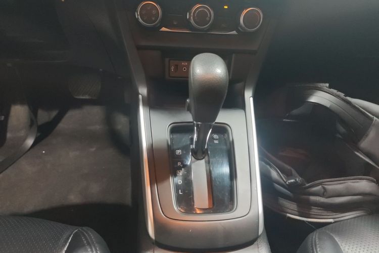 日产 轩逸 2019款 经典 1.6XE CVT舒适版中控内饰18