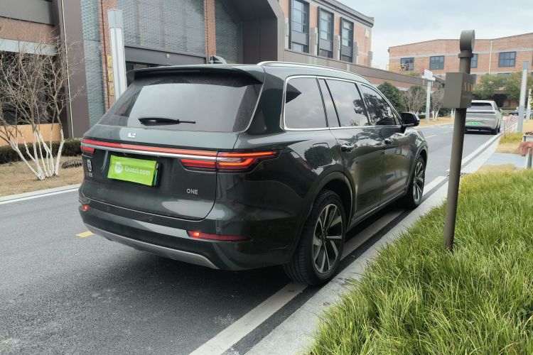 理想汽车 理想ONE 2021款 增程6座版车身外观6005