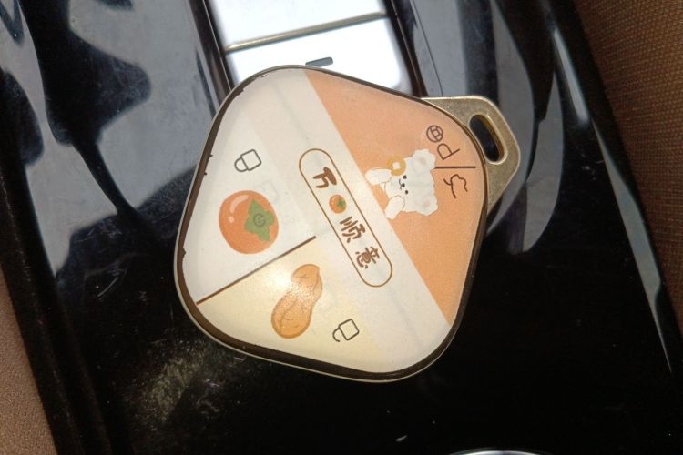 五菱汽车 五菱缤果 2023款 333km 灵犀互联款中控内饰11