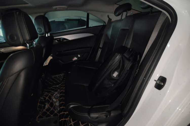 凯迪拉克ATS-L 2017款 28T 时尚型中控内饰7004