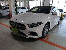 奔驰A级 2020款 改款 A 200 L 运动轿车时尚型