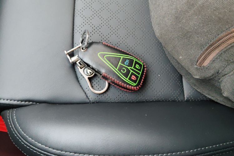 长安 逸动 2020款 PLUS 1.6L GDI 手动豪华型中控内饰11