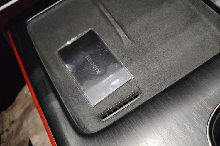 小米汽车 小米SU7 2024款 后驱长续航智驾版中控内饰7001