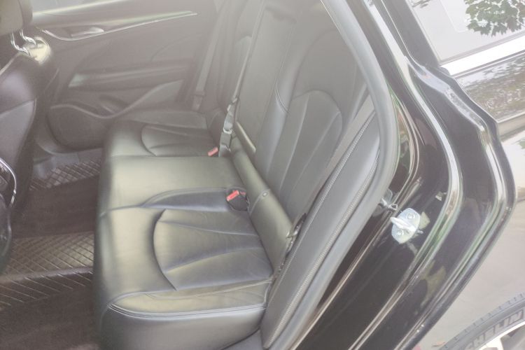 别克 君越 2020款 652T 豪华型中控内饰7004