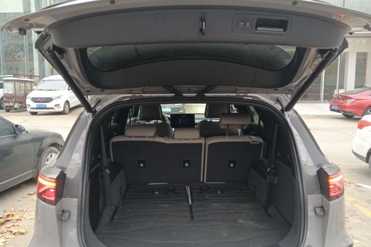 比亚迪 唐新能源 2025款 DM-i 115KM 云辇旗舰型局部细节23