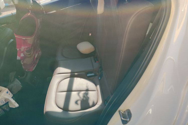 宝马X2 2020款 sDrive25i 领先型M越野套装中控内饰21