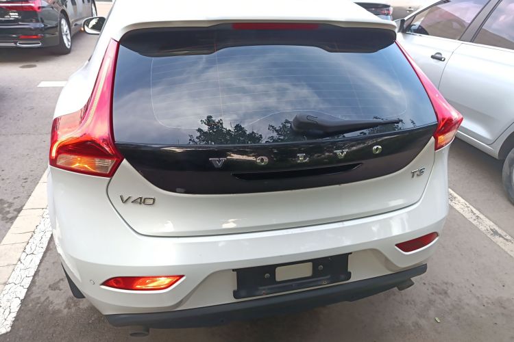 沃尔沃V40 2017款 T3 智逸版车身外观6004